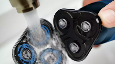  One-touch open for easy cleaning